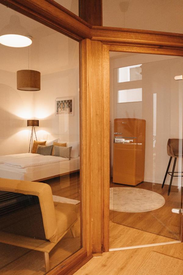 Studio Apartment Im Zentrum Mit Parkplatz & Neuem Badezimmer Magdeburg Exterior photo